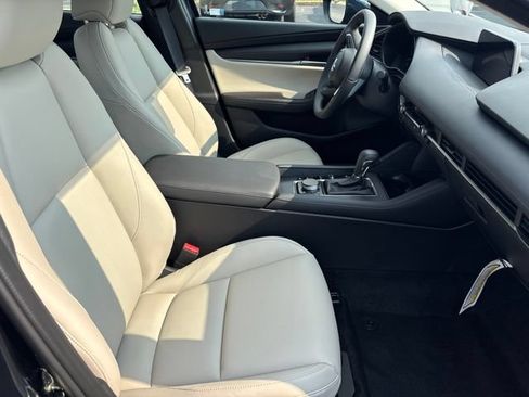 Used 2026 MAZDA MAZDA3 2.5 S Sedan w/ Preferred Pkg FWD image 11