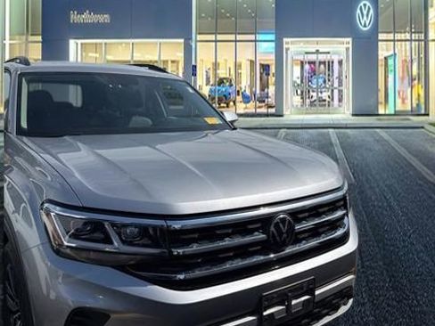 Used 2023 Volkswagen Atlas SE AWD/4WD image 10