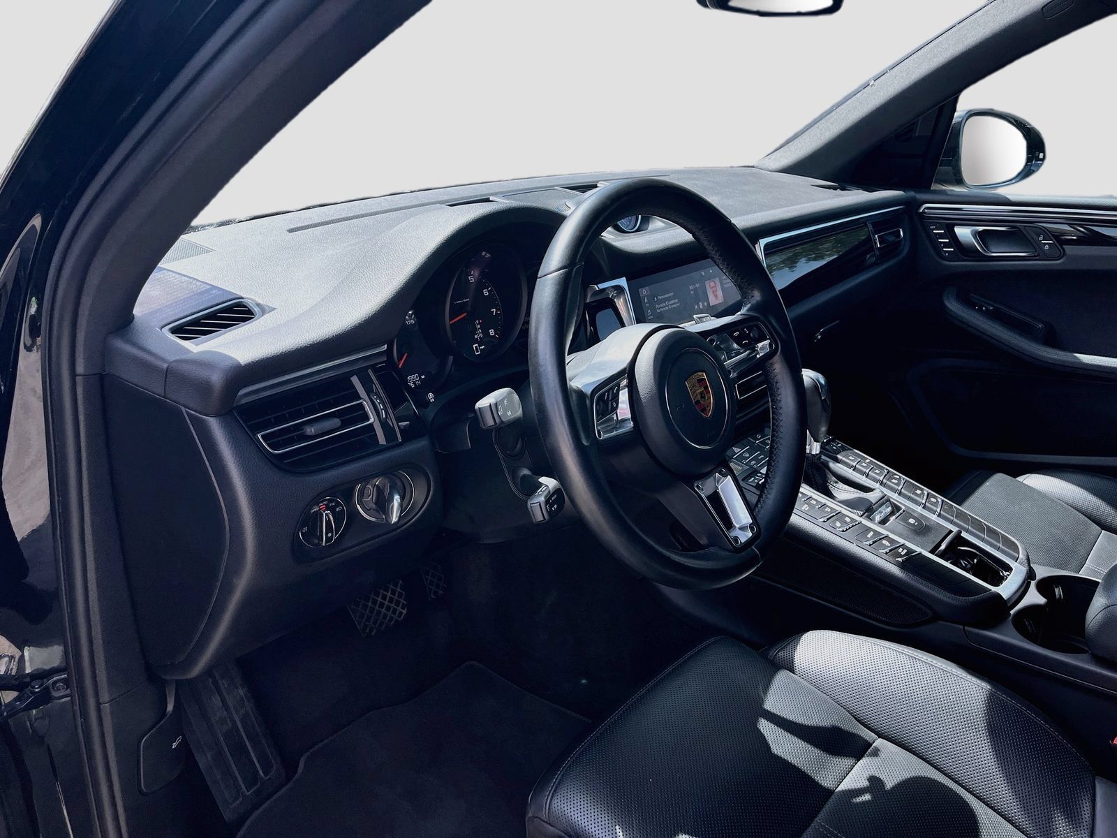 Used 2020 Porsche Macan AWD/4WD image 9
