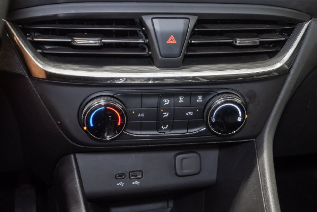Used 2025 Buick Encore GX Preferred FWD image 18