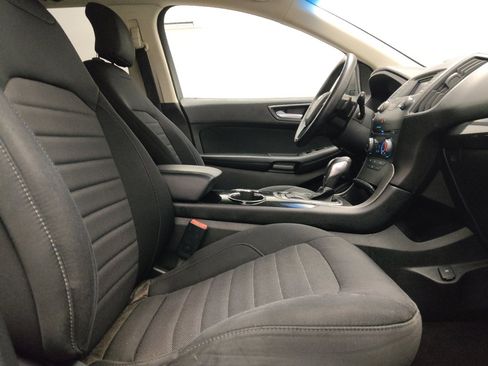 Used 2016 Ford Edge SE image 21