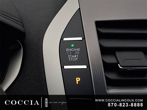 Used 2020 Lincoln MKZ AWD w/ Convenience Package image 25