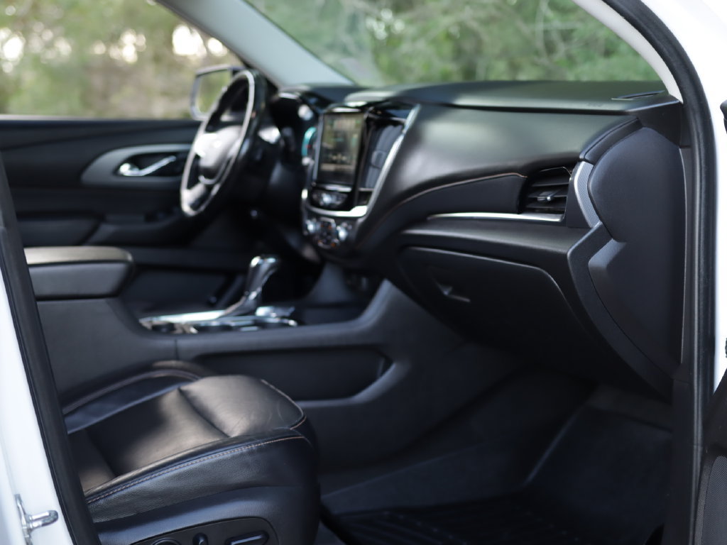 Used 2018 Chevrolet Traverse Premier w/ Redline Edition FWD image 37