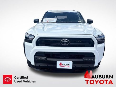 Certified 2025 Toyota 4Runner SR5 AWD/4WD image 2
