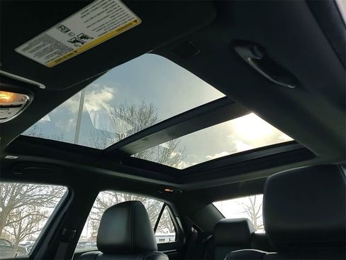 Used 2023 Chrysler 300 S w/ Comfort Group image 33