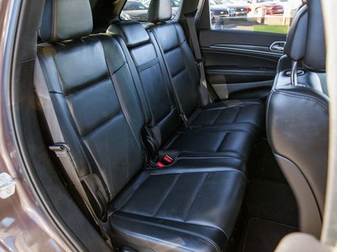 Used 2020 Jeep Grand Cherokee Limited w/ Luxury Group II image 11