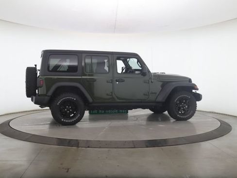 Used 2022 Jeep Wrangler Unlimited Sport AWD/4WD image 6