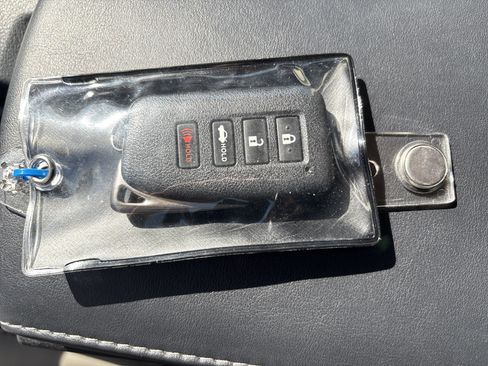 Used 2013 Lexus ES 350 w/ Premium Pkg image 34