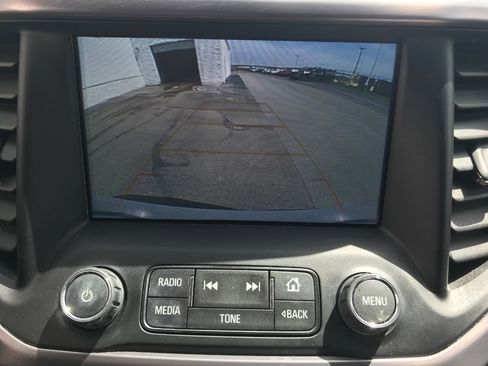 Certified 2019 GMC Acadia SLT AWD/4WD image 34