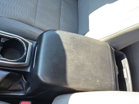 Used 2019 Toyota Tacoma SR5 AWD/4WD image 42
