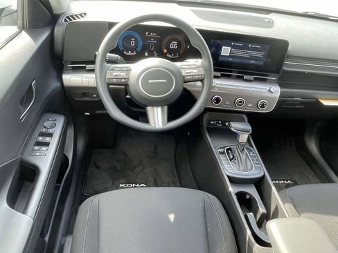 New 2026 Hyundai Kona SE image 29