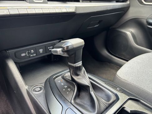 Used 2025 Kia K4 FWD image 42