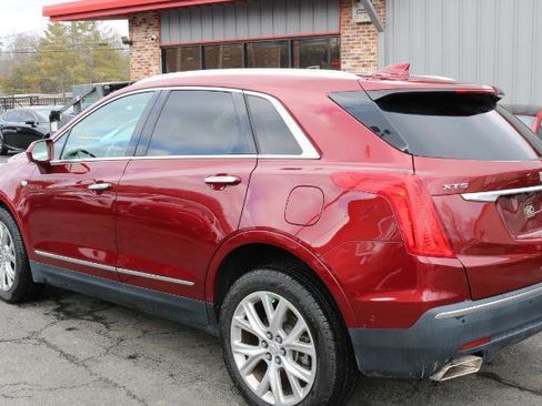 Used 2017 Cadillac XT5 Premium Luxury w/ Driver Assist Package image 5