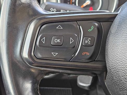 Used 2020 Jeep Wrangler Unlimited Sahara AWD/4WD image 20