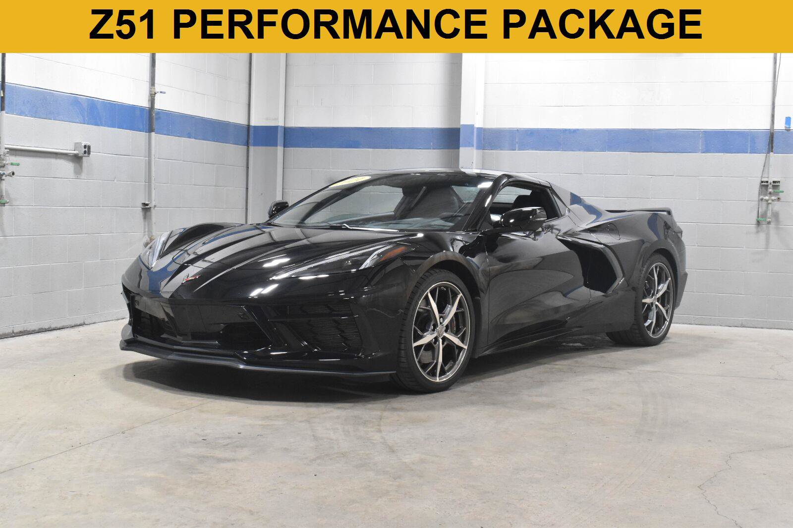 Used 2021 Chevrolet Corvette Stingray Premium Conv w/ Z51 Performance Package RWD image 4