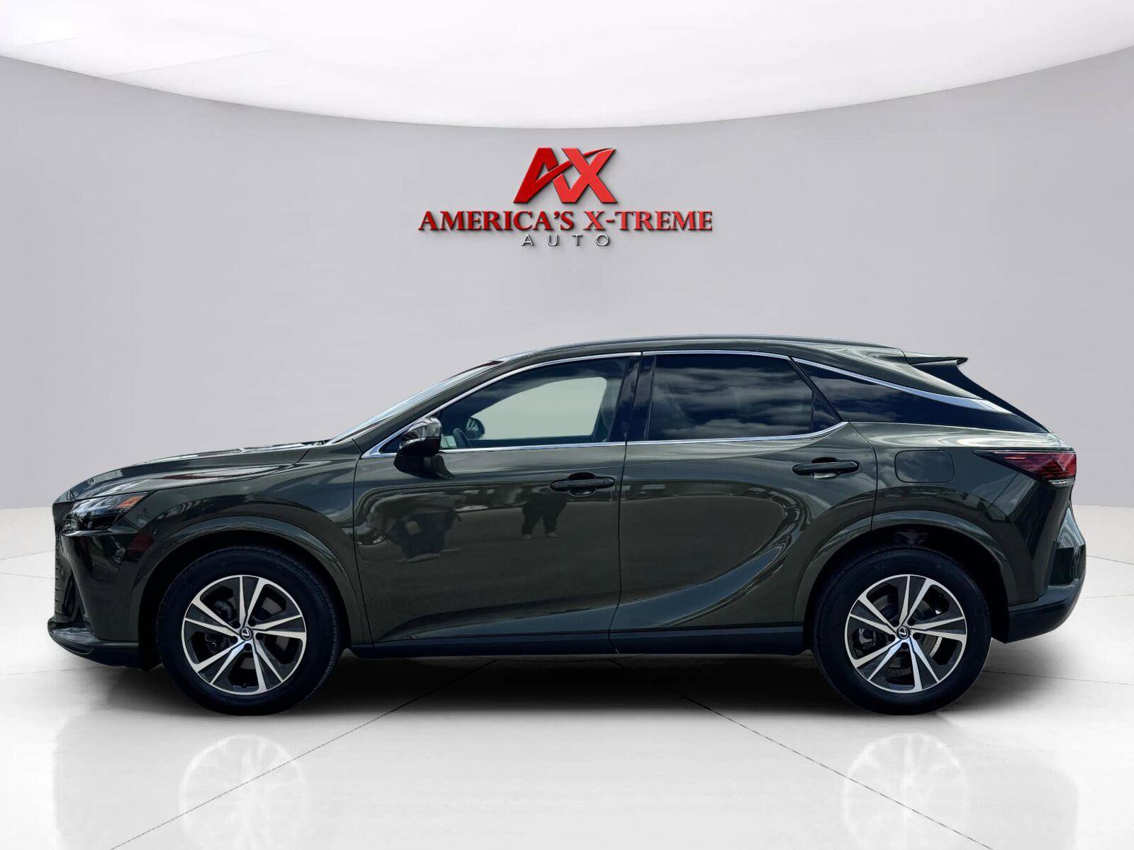 Used 2025 Lexus RX 350 Premium AWD/4WD image 2