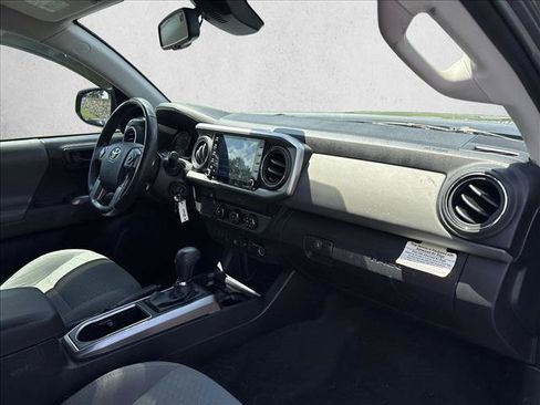 Certified 2020 Toyota Tacoma SR5 RWD image 23