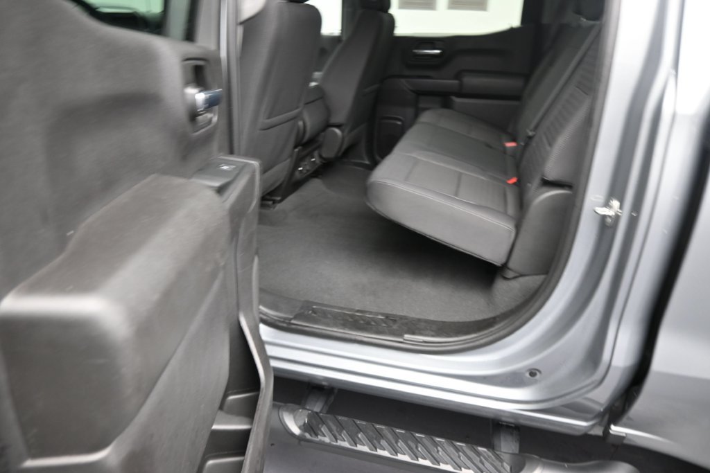 Used 2024 Chevrolet Silverado 1500 Custom w/ Turbomax Blackout Package RWD image 19