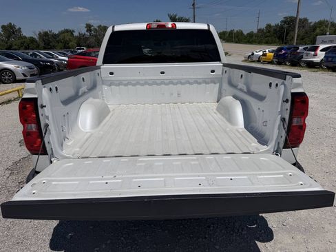 Used 2018 Chevrolet Silverado 1500 LT w/ All Star Edition AWD/4WD image 17