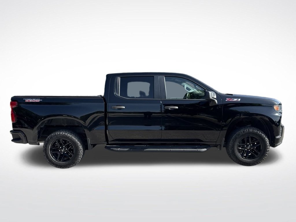 Used 2019 Chevrolet Silverado 1500 Custom Trail Boss w/ Custom Convenience Package AWD/4WD image 4