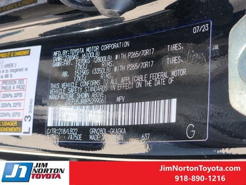 Used 2023 Toyota 4Runner SR5 Premium w/ Moonroof Package RWD image 33