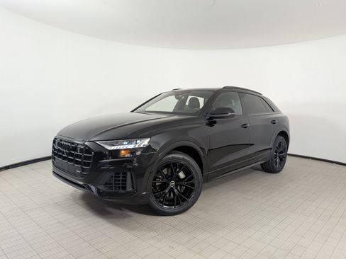 Used 2023 Audi Q8 Premium AWD/4WD image 1