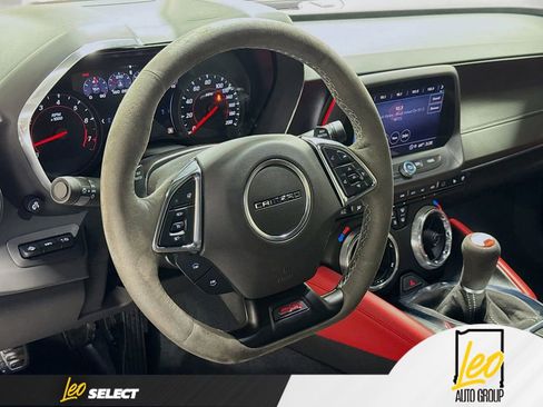 Used 2023 Chevrolet Camaro SS RWD image 11