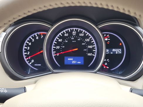 Used 2012 Nissan Murano LE w/ Platinum Pkg image 18