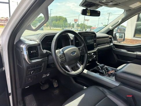 Used 2022 Ford F150 Lariat w/ FX4 Off-Road Package AWD/4WD image 3