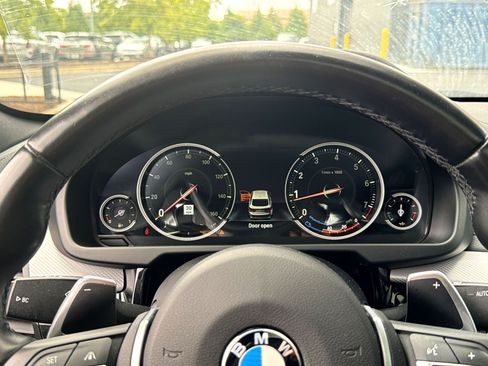 Used 2019 BMW X6 sDrive35i RWD image 11