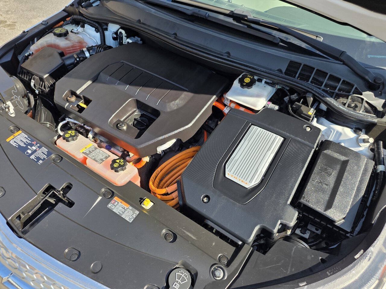 Used 2013 Chevrolet Volt w/ Enhanced Safety Package 2 FWD image 31