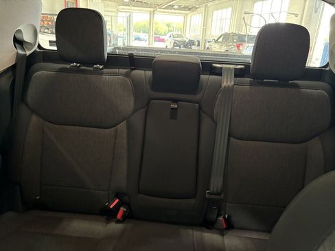 New 2025 Ford Maverick XLT w/ XLT Luxury Package image 19