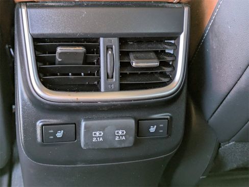 Used 2022 Subaru Outback Touring XT image 13