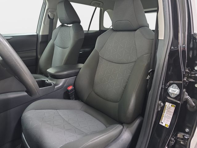 Certified 2025 Toyota RAV4 XLE AWD/4WD image 12