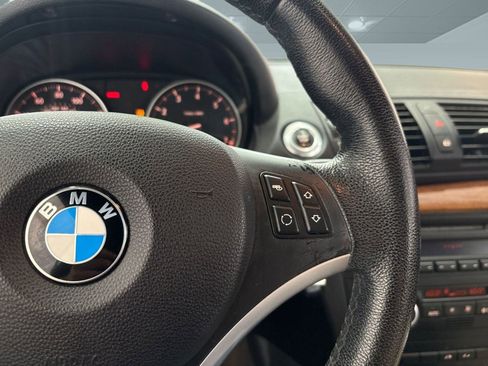 Used 2008 BMW 128i Convertible image 23