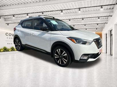 Used 2019 Nissan Kicks SR w/ Exterior Package