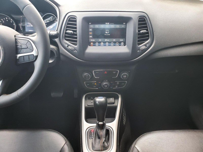 Used 2021 Jeep Compass Latitude FWD image 10