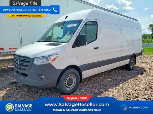 Used 2025 Mercedes-Benz Sprinter 2500 image 1