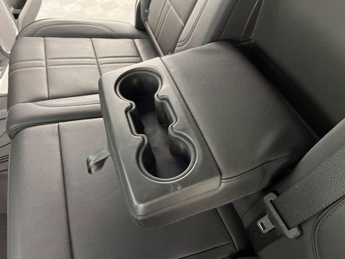 Used 2024 Chevrolet Silverado 2500 High Country w/ High Country Premium Package AWD/4WD image 44