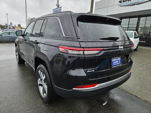 New 2026 Jeep Grand Cherokee Limited w/ Luxury Tech Group II AWD/4WD image 3