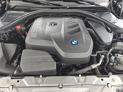 New 2026 BMW 330i xDrive Sedan w/ Premium Package image 32