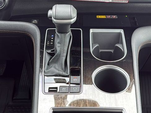 New 2026 Toyota Sienna Limited image 25