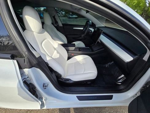 Used 2021 Tesla Model 3 Standard Range Plus RWD image 16