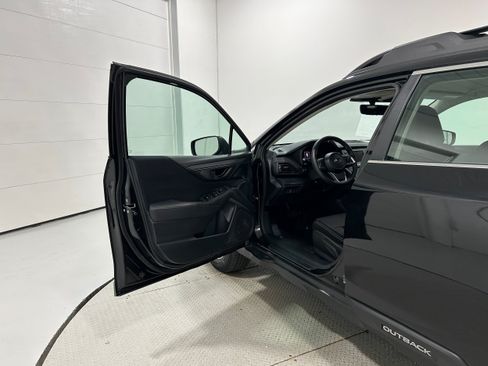 Used 2025 Subaru Outback w/ Popular Package #1A AWD/4WD image 23