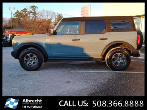 Used 2023 Ford Bronco Big Bend image 2