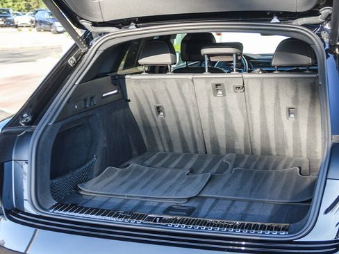 Certified 2022 Audi e-tron Premium w/ Convenience Plus Package image 24