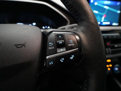 Used 2021 Ford Escape SE w/ SE Sport Appearance Package AWD/4WD image 19