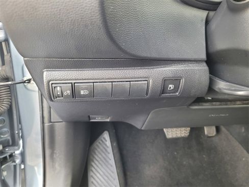 Used 2023 Toyota Corolla LE image 25