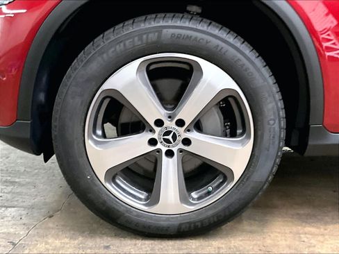 Used 2022 Mercedes-Benz GLC 300 4MATIC image 12