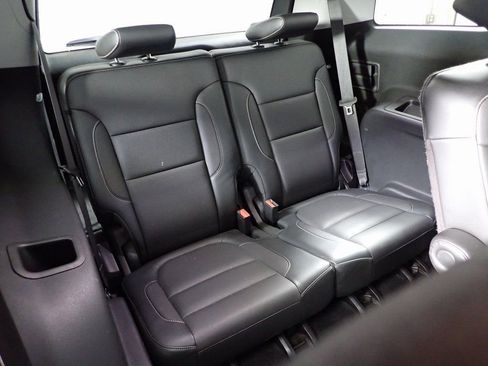 Used 2019 GMC Acadia SLT image 32